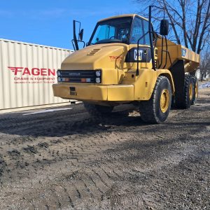 CAT 725 Off Road Dump Truck